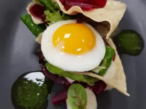 Restaurant Stones