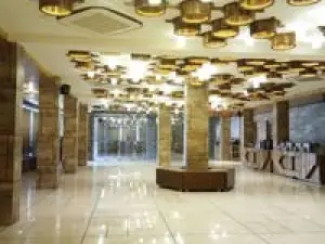 Gayatri Restaurant