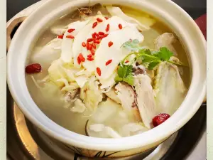 御厨轩天麻土鸡汤