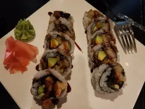 Sushi Lounge