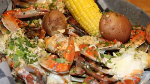 Bum Rogers Crab House & Tavern in Berkeley