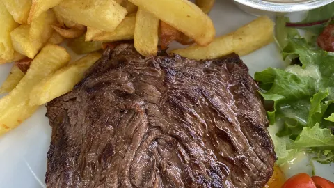 Le Mini-Grill in Cabris
