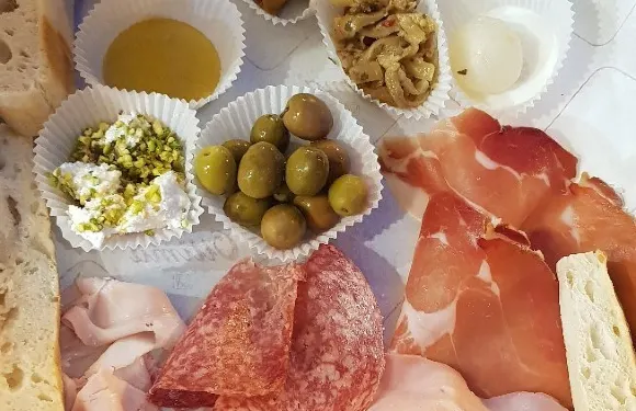 Gusteria