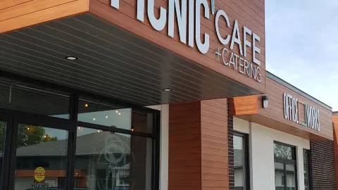 Picnic Cafe & Catering in Perth