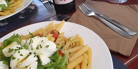 Jolly Restaurant