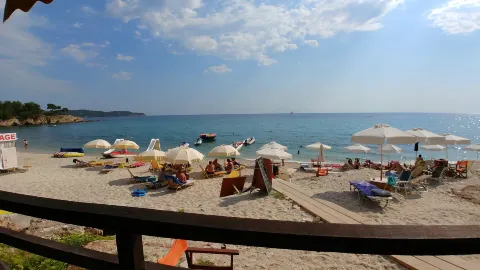 PARAGA -Pefkari beach 【all day beach bar】 food&drinks _accommodation in Thasos