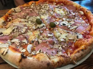 Pizzeria X3