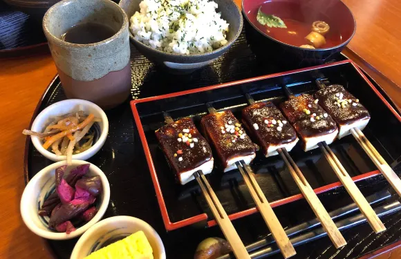 Hommachi Saryo