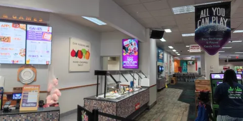 Chuck E. Cheese