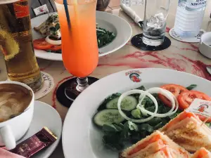 Tea for Two （Tombs of the Kings Road, 42）