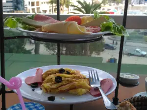 Beb Al Medina Cafe