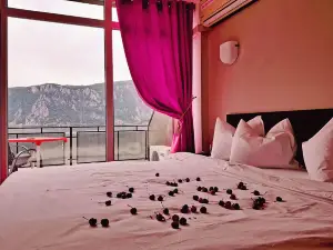 Decebal Resort cazanele Dunarii