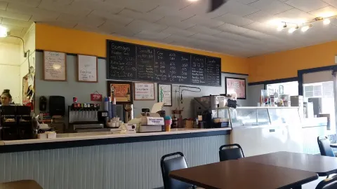 Downtown Deli & Custard Shoppe in Hermann
