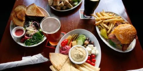 Mc Menamins Sherwood Pub