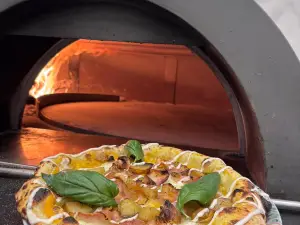 Pizzeria Tres Chic