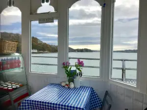 Whistlestop on the Pier