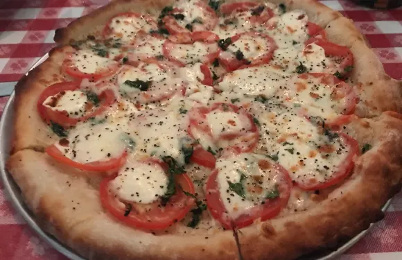 Billy Vee's