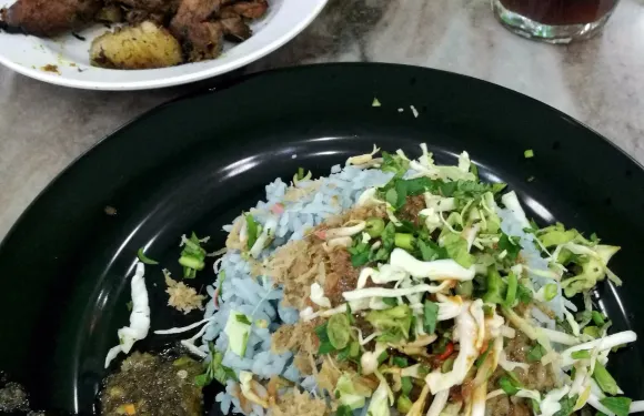 Yati Ayam Percik