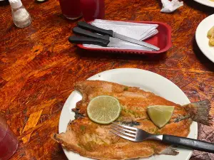 Restaurante Lagoon Parrilla & Café