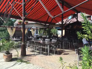 Banya Tanya Etterem