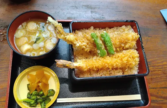 Kosaku Isawa Ekimaedori