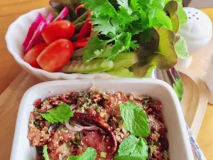 Honey Scene Steak And Bar