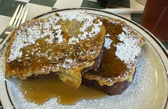 Uptown Cafe