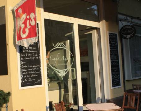 Cafe Adele