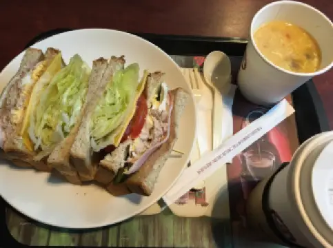 伯朗蘭花咖啡館
