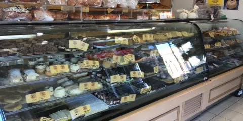 Penguin Country Bakehouse