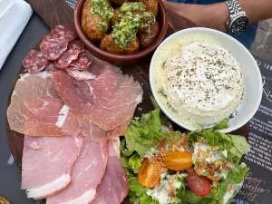 Cafe de Commerce