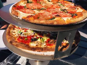 Pictured Rocks Pizza