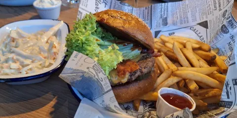 Holy Moly Burger