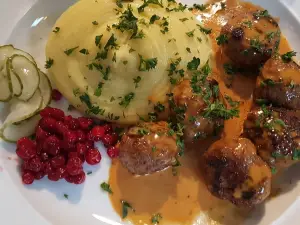 Madame Brasserie & Cafe