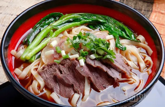 老字號牛肉麵（東山島店）