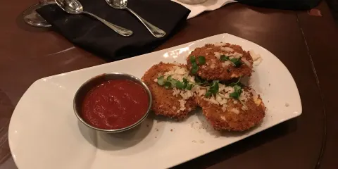 Bugatti's Steak & Pasta