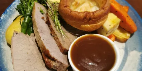 Fullerton Arms Restaurant