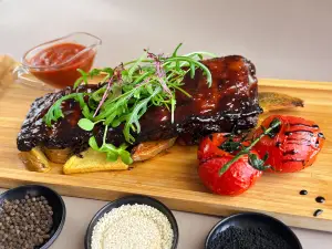 Faeton Cafe Restaurant
