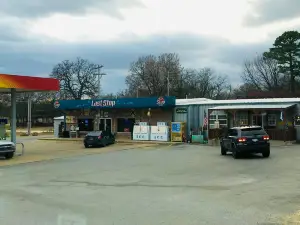 Last Stop Store