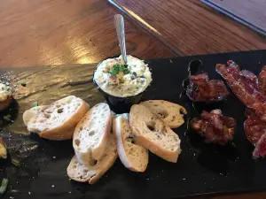 Pearl Street Taphouse