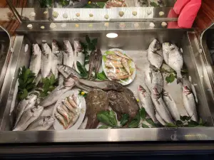 Yakamoz Restaurant