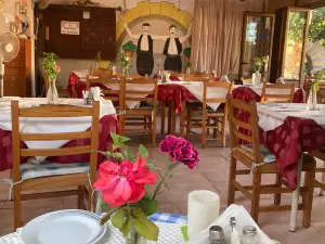 Christos Karouzis Restaurant