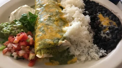 Samantha's Restaurant in Silver Spring