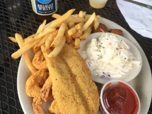 Steve’s Landing Waterfront Grill