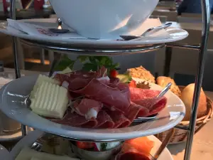 Cafe Peters Fahrhafen Mukran
