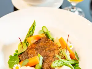 Meluzyna Restaurant & Wine