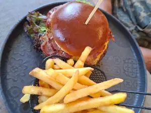 Cafe Bar Kapas