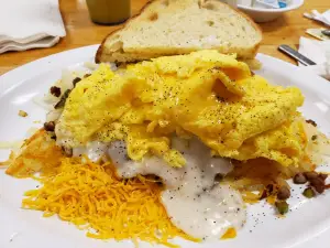Sami's Family Restaurant and Banquet Center