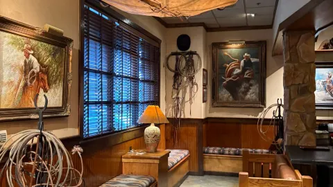 LongHorn Steakhouse in Laurel