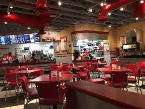 Freddy's Frozen Custard & Steakburgers